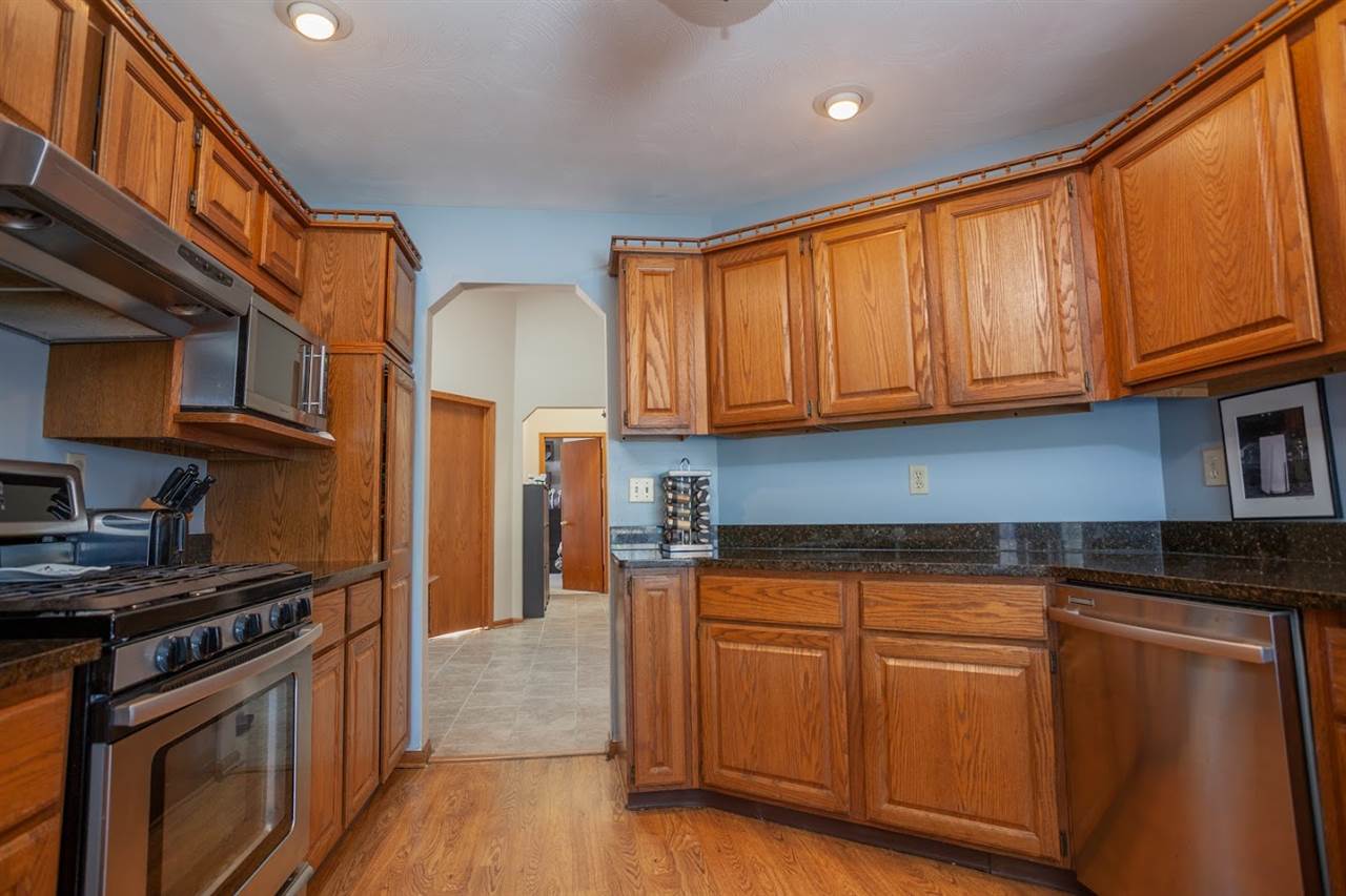 5564 Raspberry Trail Rockford, IL 61114 - Photo 10 of 25 Gallery Image 10