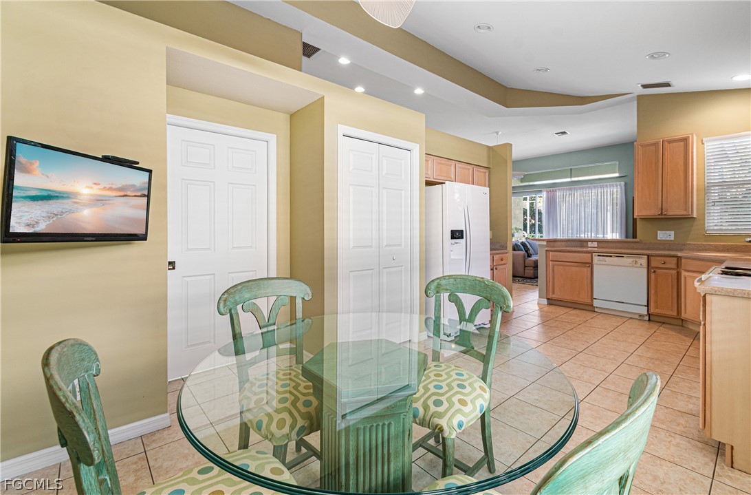 1768 Winding Oaks Way Naples, FL 34109 - Photo 16 of 50