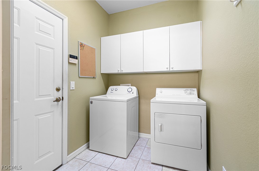 1768 Winding Oaks Way Naples, FL 34109 - Photo 38 of 50