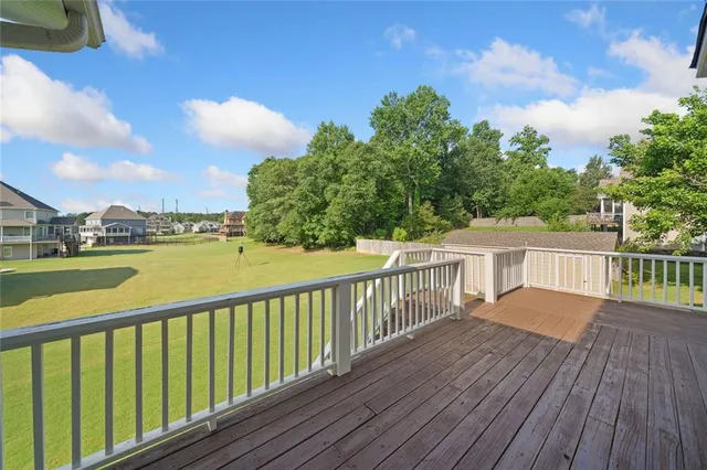$650,000 | 92 River Walk Parkway, Euharlee, GA 30145