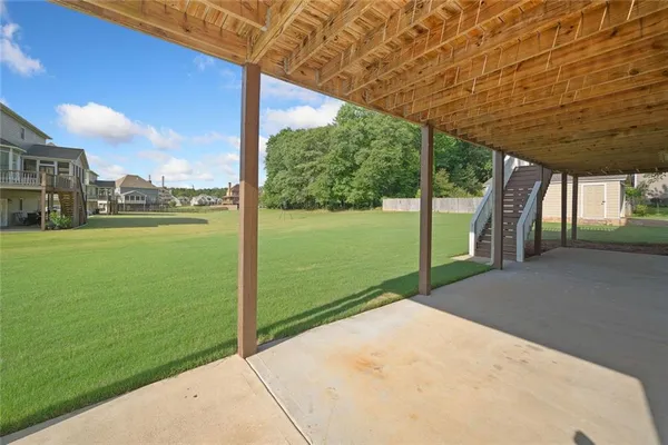 $615,000 | 92 River Walk Parkway, Euharlee, GA 30145