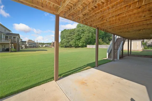 $650,000 | 92 River Walk Parkway, Euharlee, GA 30145