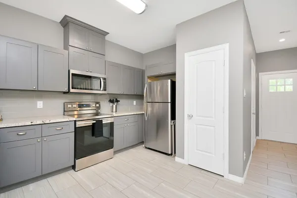 $2,200 | 3019 Elysian Street, Houston, TX 77009
