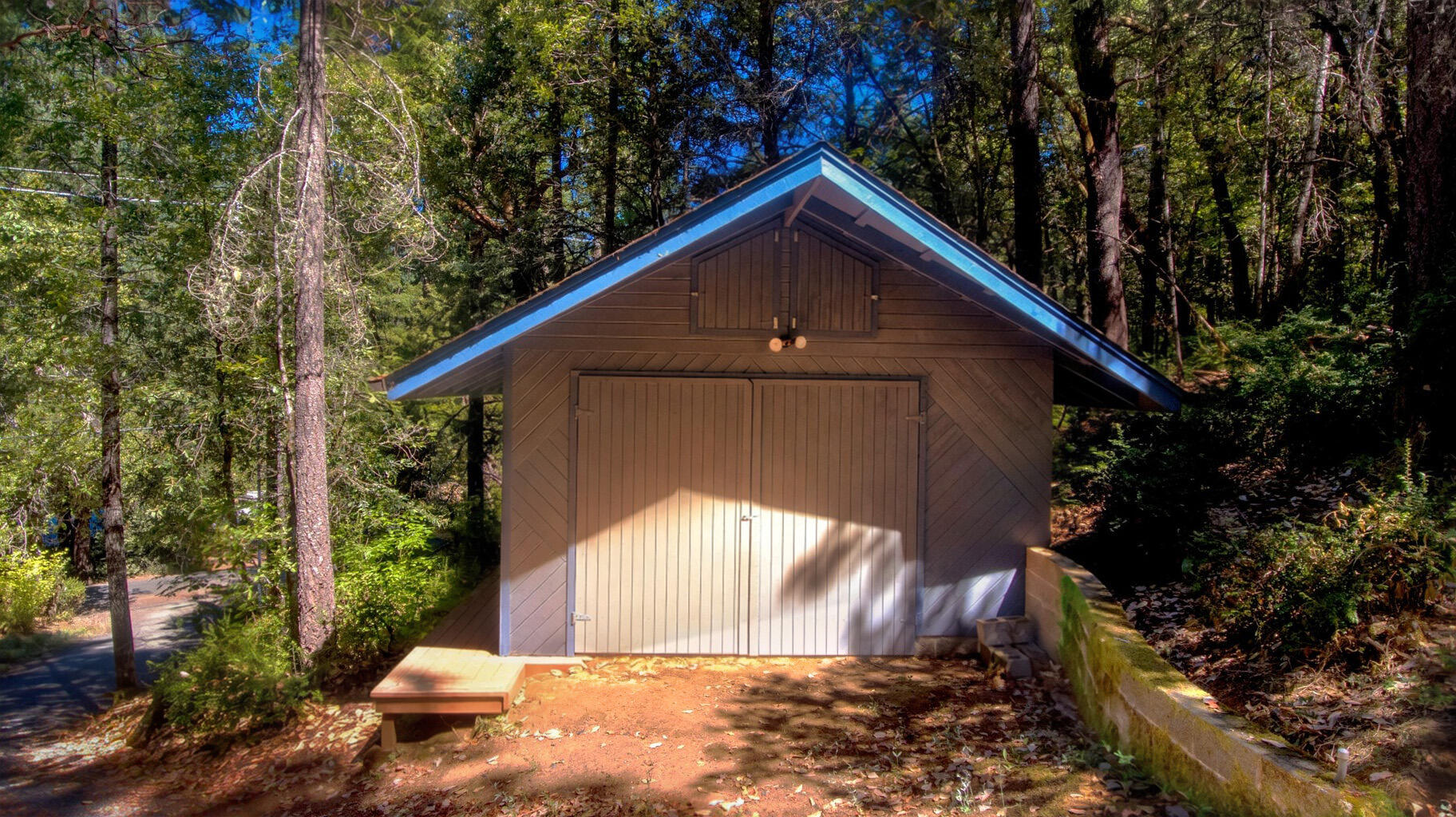 4901 Thompson Creek Road Selma, OR 97538 - Photo 18 of 25 shop