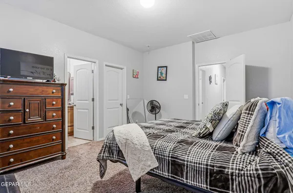 $220,000 | 537 Dusk Vw Street, Socorro, TX 79927