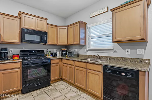 $220,000 | 537 Dusk Vw Street, Socorro, TX 79927