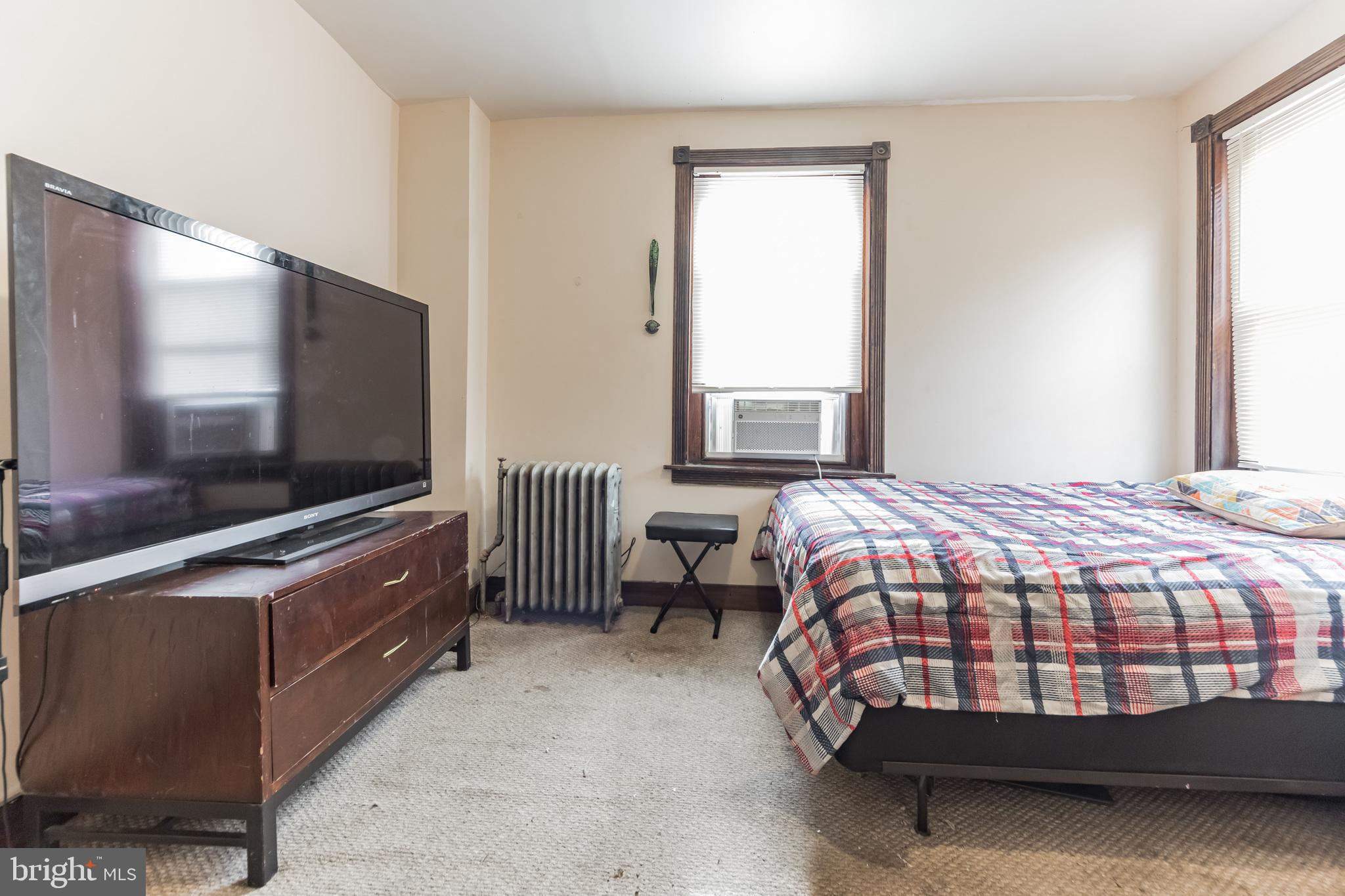 104 East Tabor Road Philadelphia, PA 19120 - Photo 15 of 32