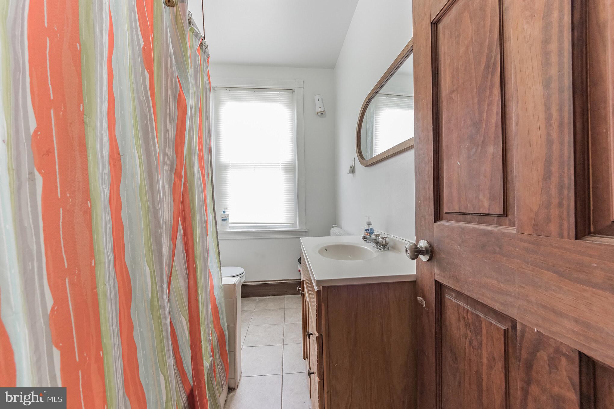 104 East Tabor Road Philadelphia, PA 19120 - Photo 19 of 32