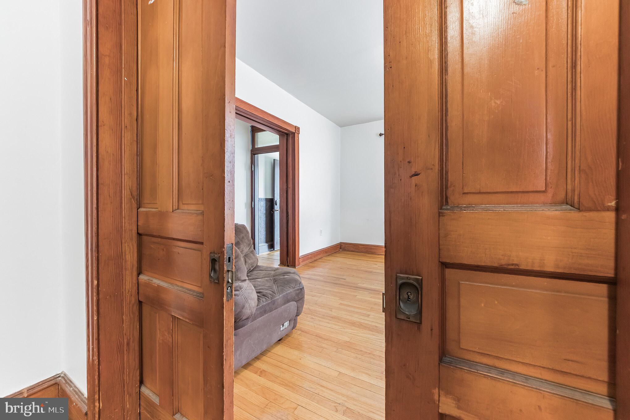 104 East Tabor Road Philadelphia, PA 19120 - Photo 6 of 32