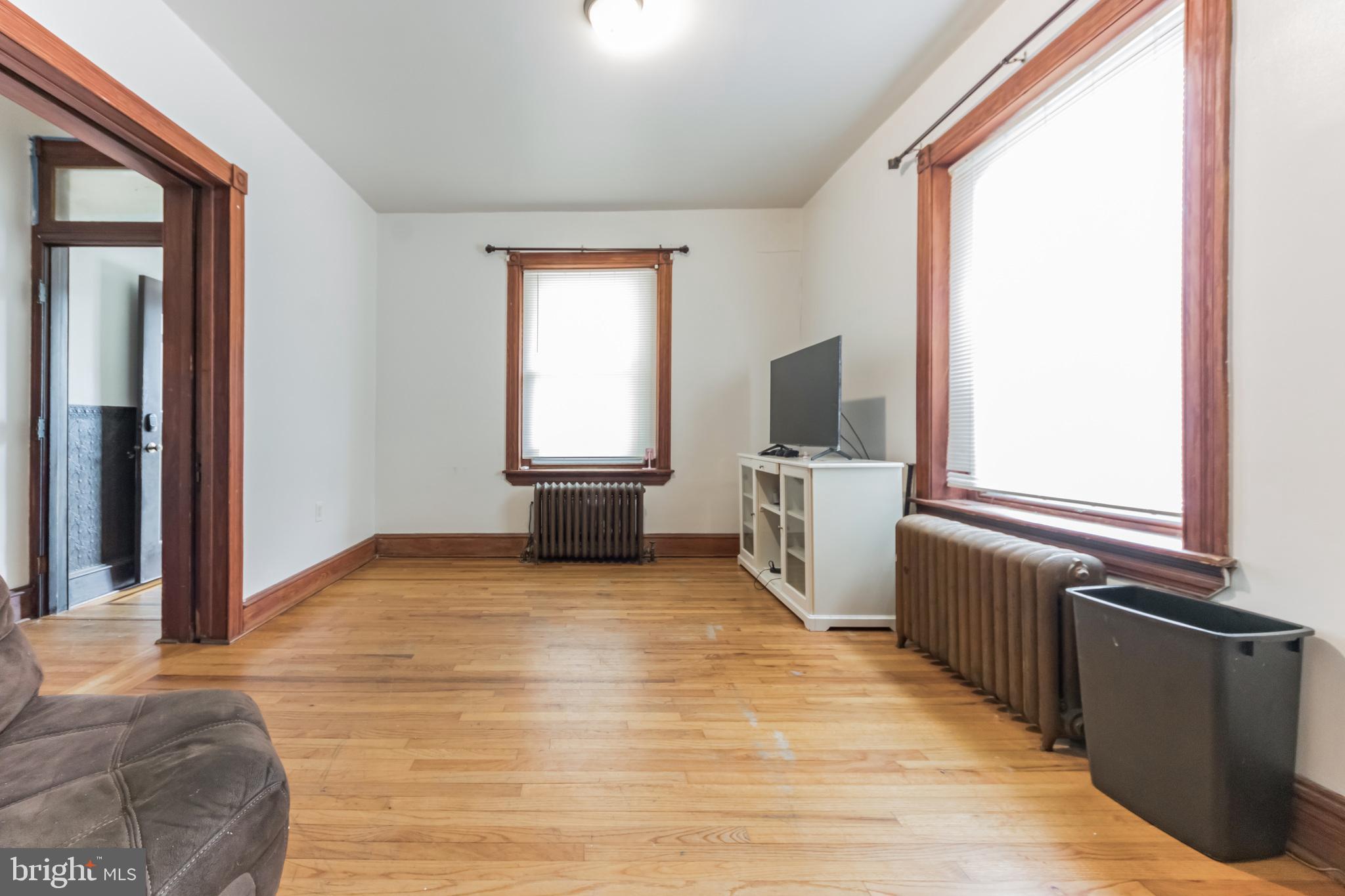 104 East Tabor Road Philadelphia, PA 19120 - Photo 9 of 32
