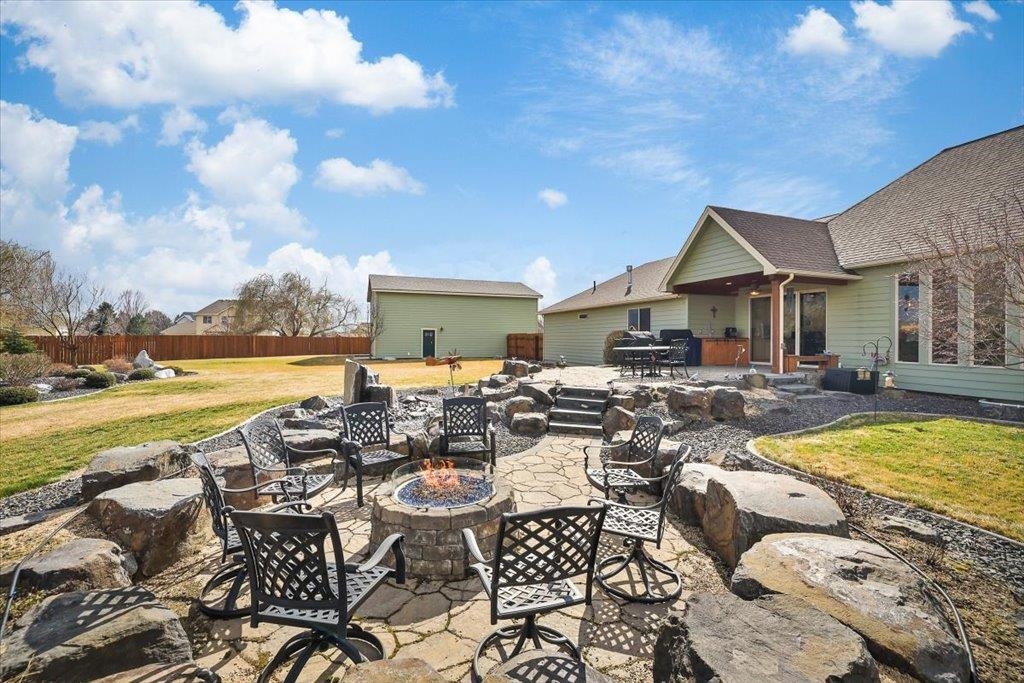 10018 Moss Lane Spokane, WA 99208 - Photo 34 of 50