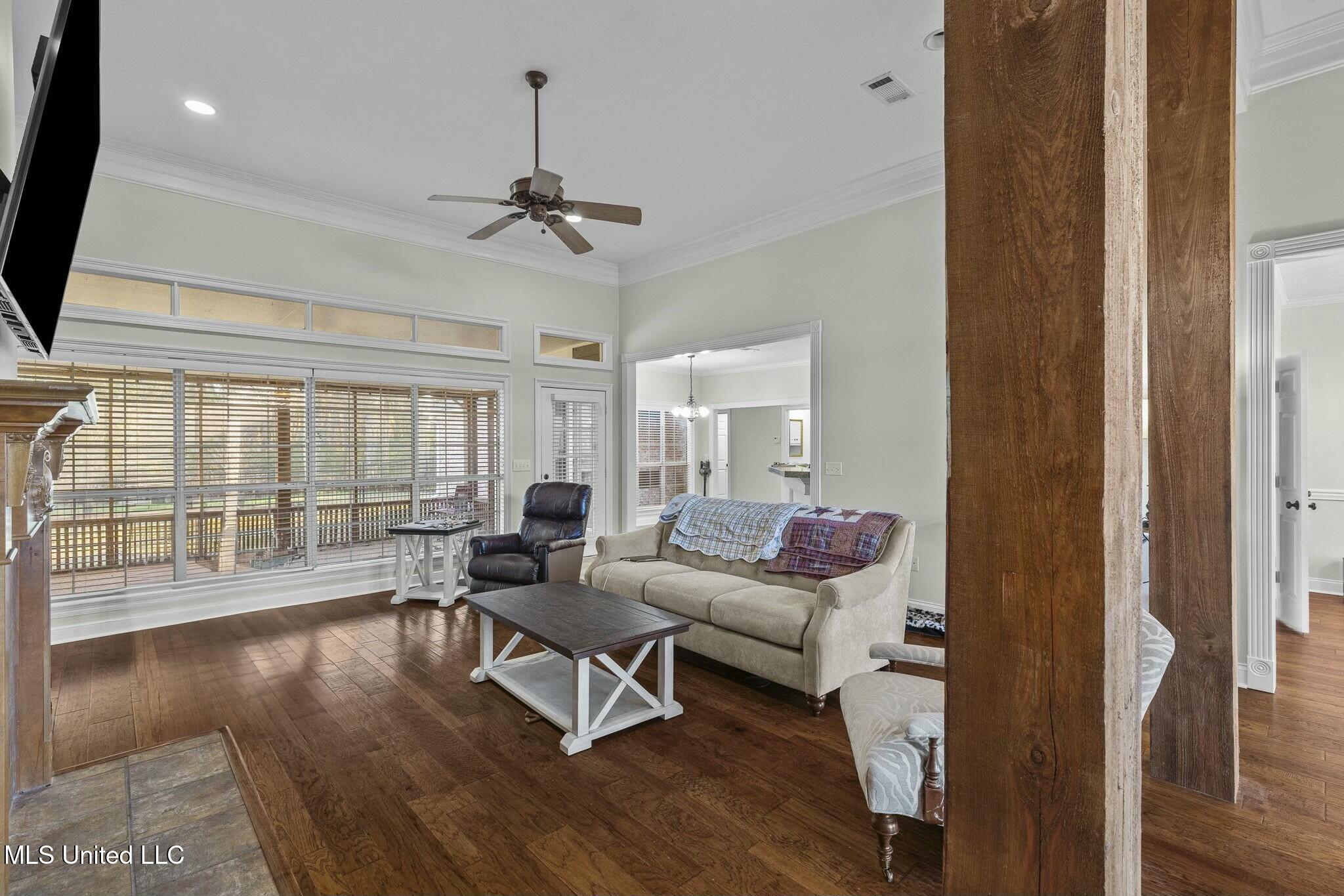215 Sunset Circle Madison, MS 39110 - Photo 13 of 63 tempImage6xJPc9
