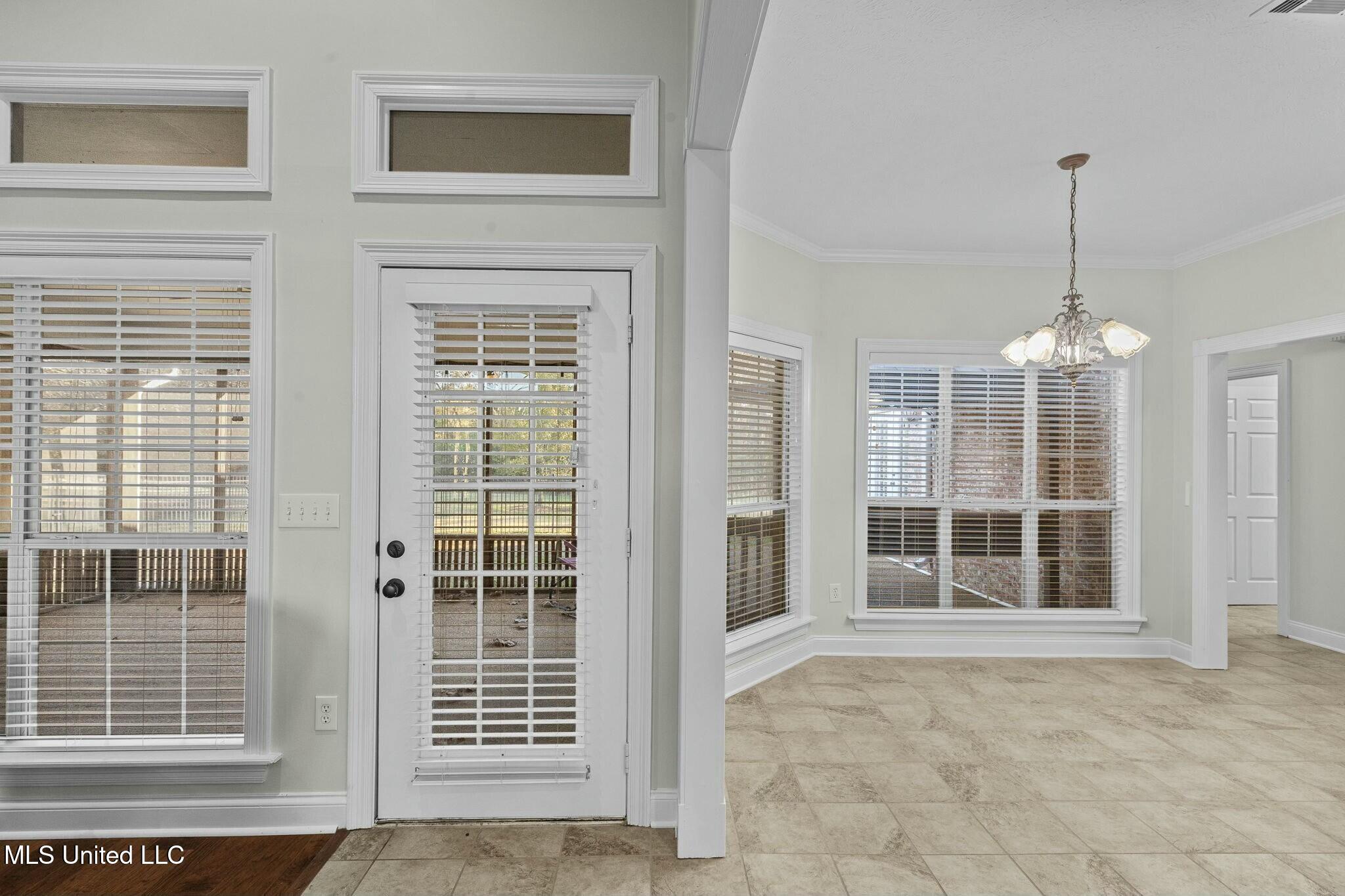 215 Sunset Circle Madison, MS 39110 - Photo 15 of 63 tempImageG7Q5jV