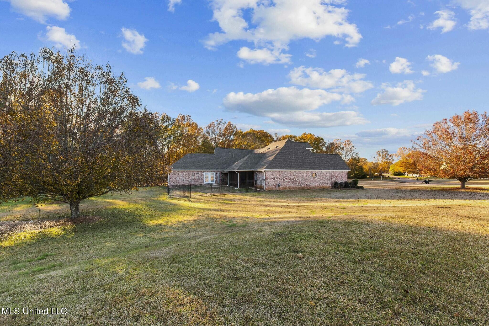 215 Sunset Circle Madison, MS 39110 - Photo 53 of 63 tempImage1VfOUe