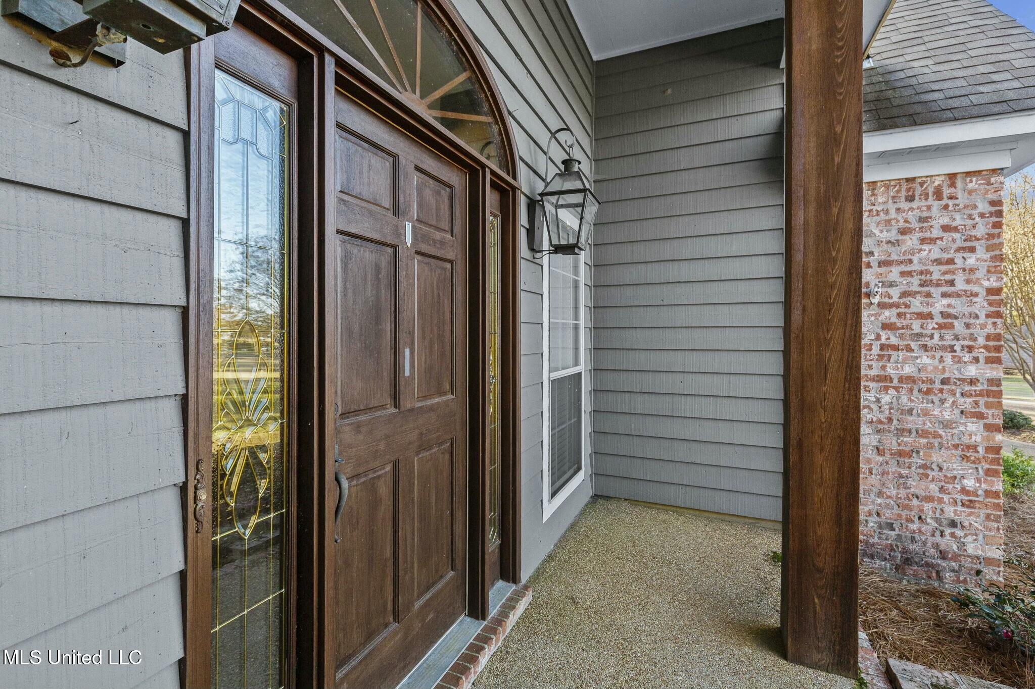 215 Sunset Circle Madison, MS 39110 - Photo 7 of 63 tempImagev8v6TN
