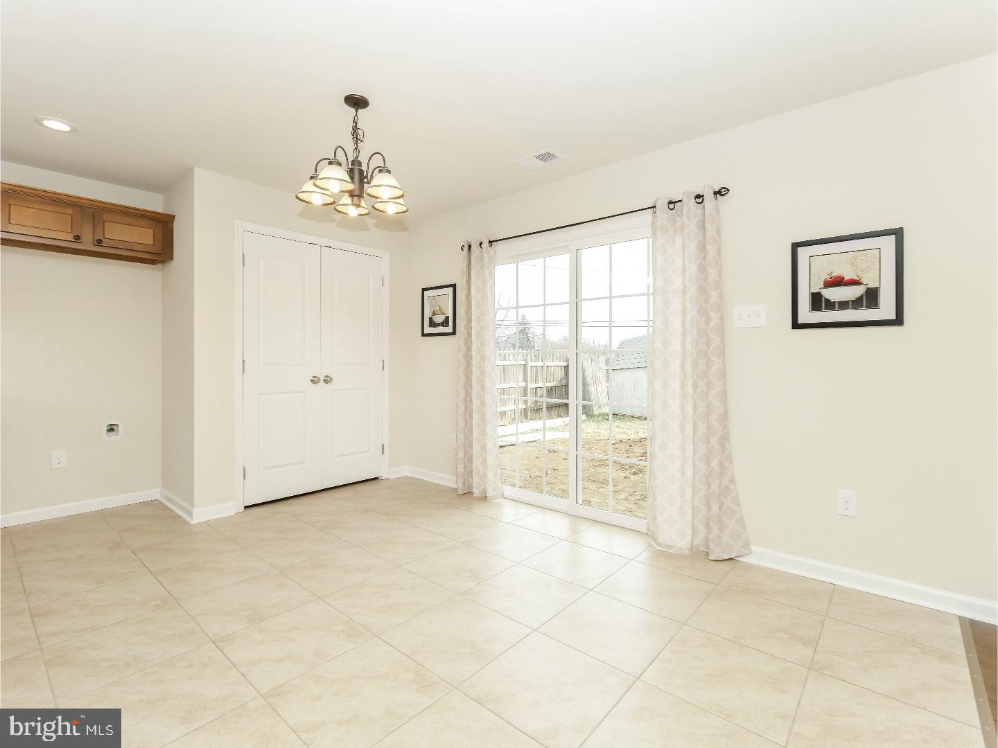 622 Auburn Road Fairless Hills, PA 19030 - Photo 14 of 25 Dining Room