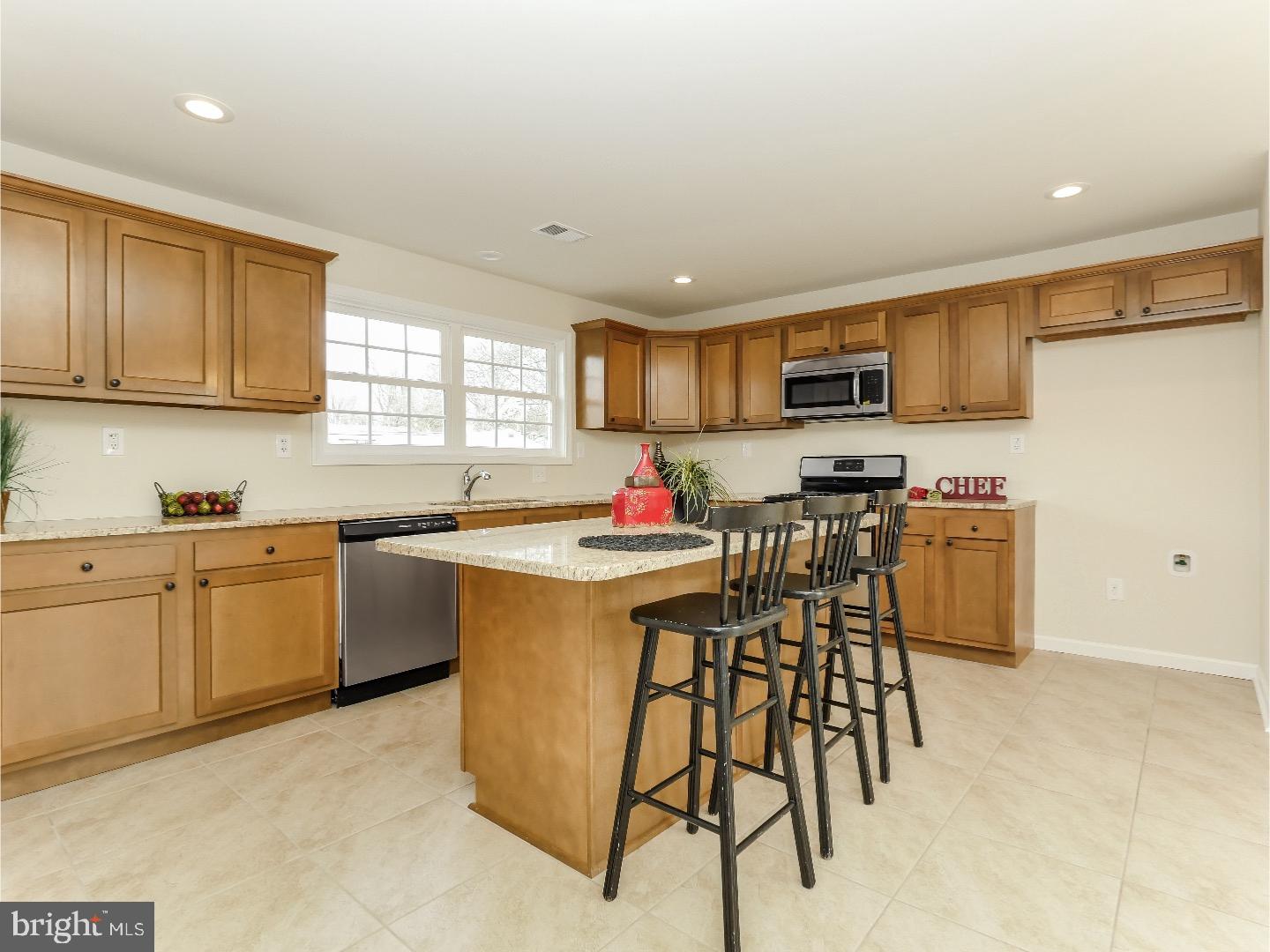 622 Auburn Road Fairless Hills, PA 19030 - Photo 8 of 25 Kitchen