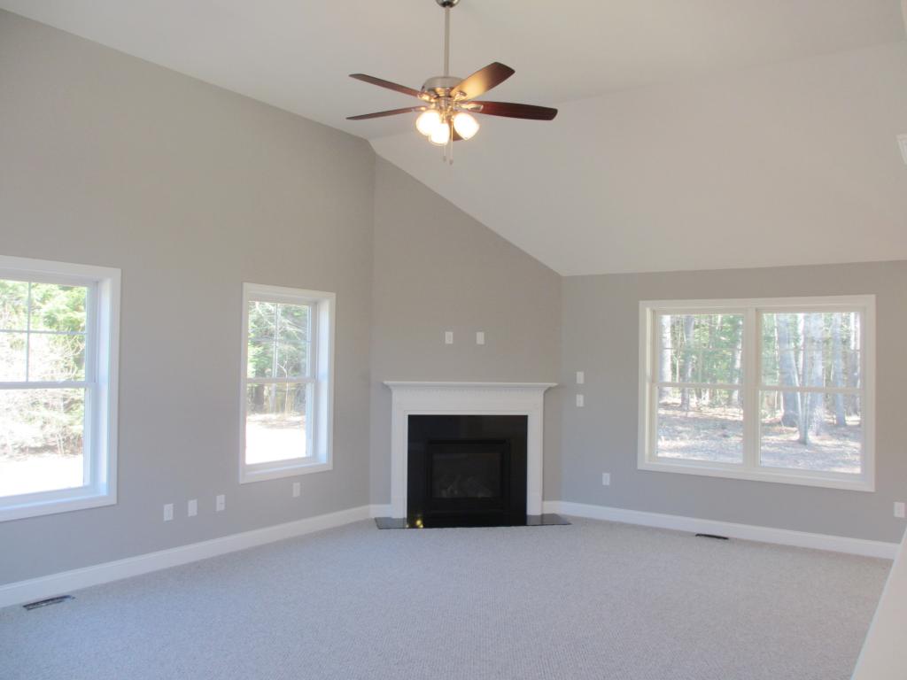 450 Mountain Road Concord, NH 03301 - Photo 22 of 36