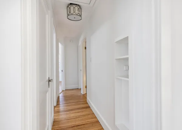 $739,900 | 60 Oakhurst Road, Cape Elizabeth, ME 04107