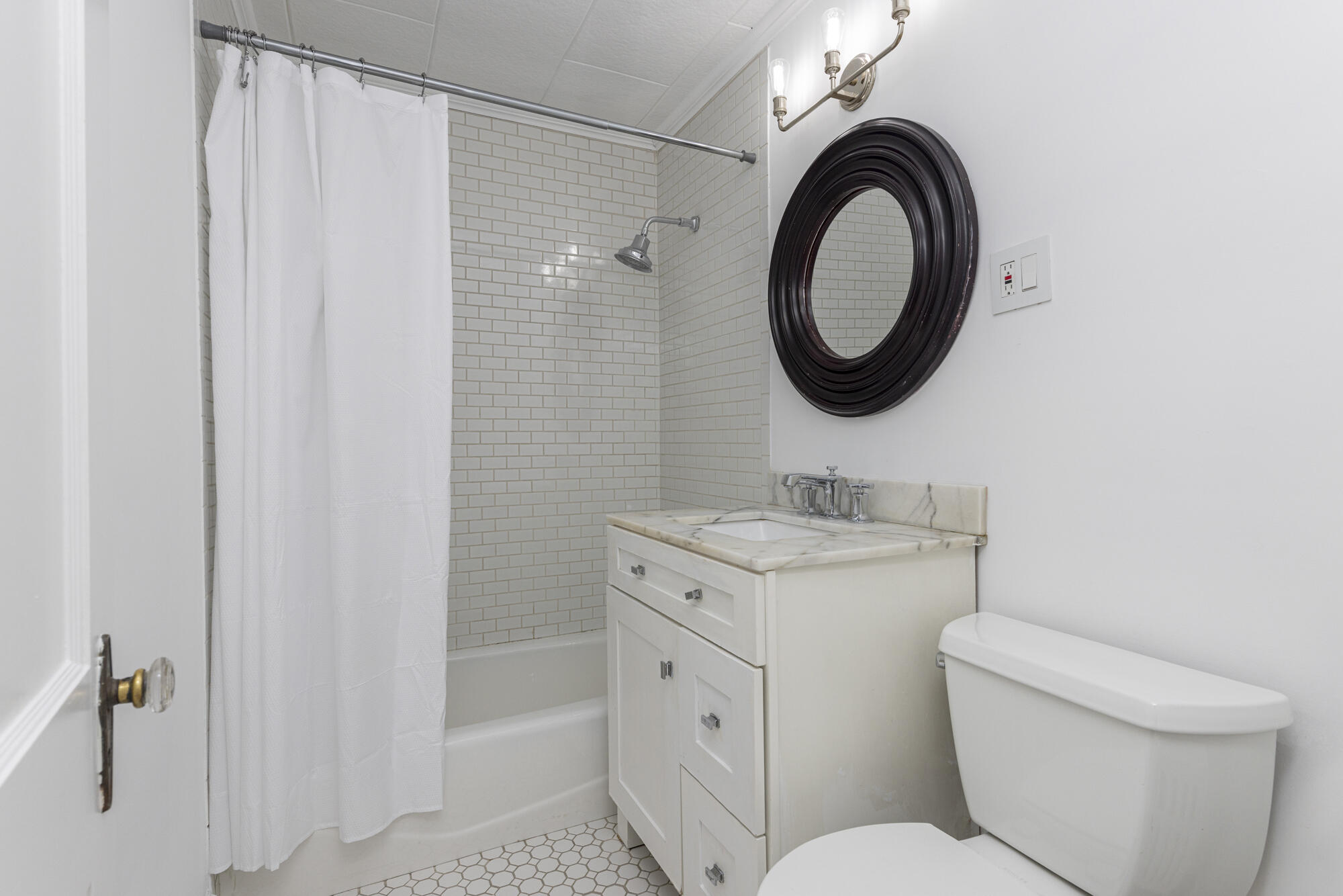 60 Oakhurst Road Cape Elizabeth, ME 04107 - Photo 18 of 56 60 Oakhurst_W5_17