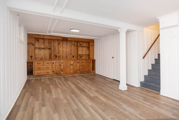 $739,900 | 60 Oakhurst Road, Cape Elizabeth, ME 04107