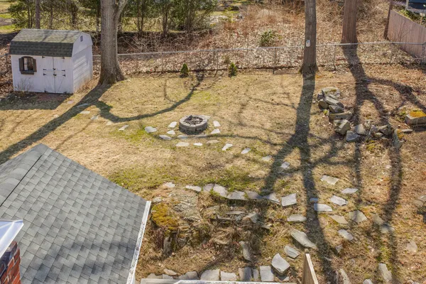 $739,900 | 60 Oakhurst Road, Cape Elizabeth, ME 04107