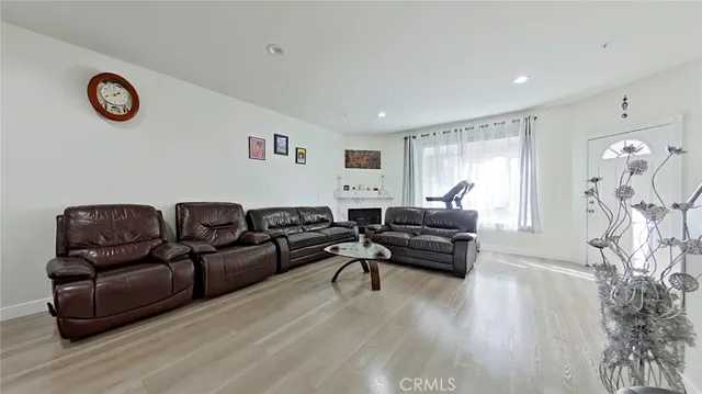 $625,000 | 18347 Saticoy Street, Reseda, CA 91335