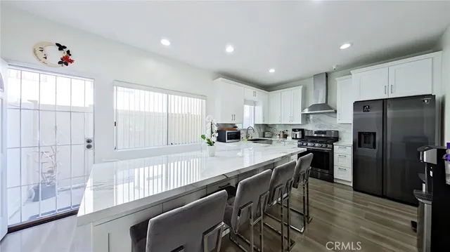 $625,000 | 18347 Saticoy Street, Reseda, CA 91335