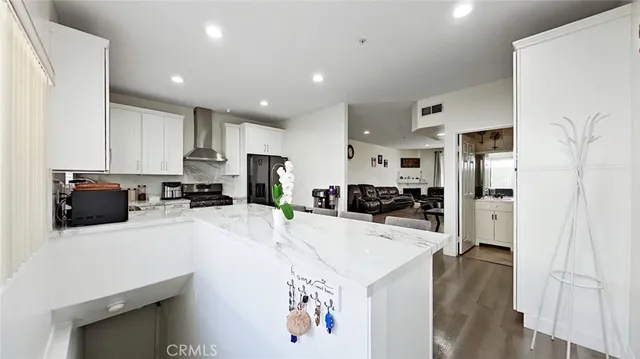 $625,000 | 18347 Saticoy Street, Reseda, CA 91335