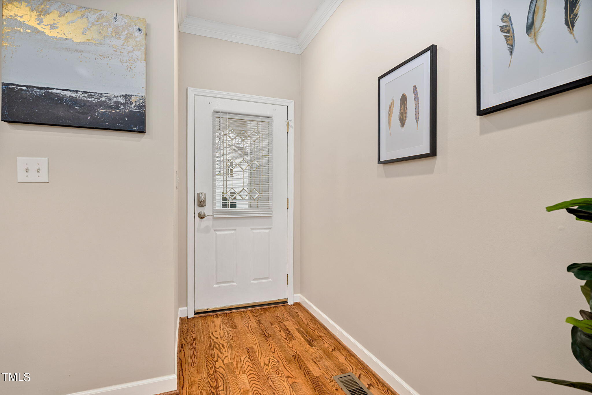 30-web-or-mls-5326-goldenglow-way