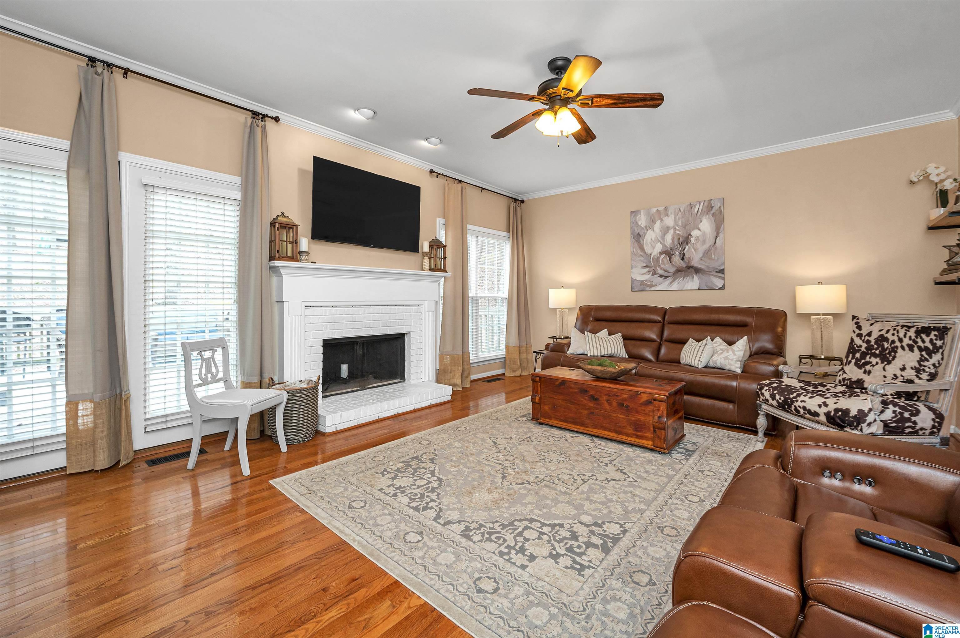204 Silverleaf Drive Pelham, AL 35124 - Photo 10 of 53