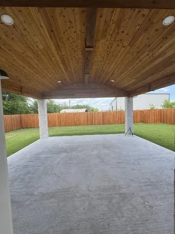 a view of outdoor space