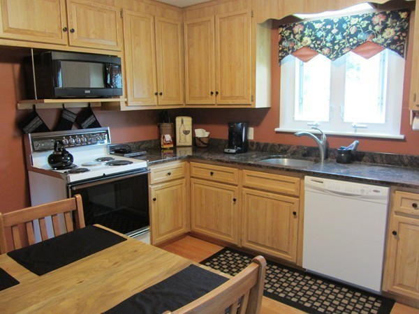 34 Tatham Hill Road West Springfield, MA 01089 - Photo 9 of 28 Gallery Image 9