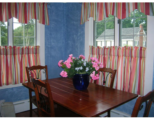 46 Lincoln Road Medford, MA 02155 - Photo 5 of 12 Gallery Image 5