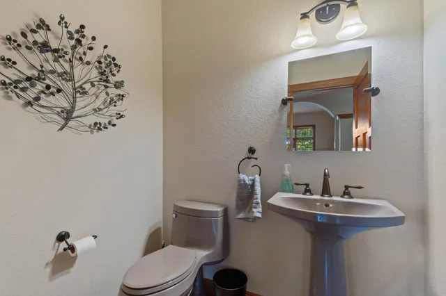 $1,175,000 | 1950 Middle Lane, Duluth, MN 55811