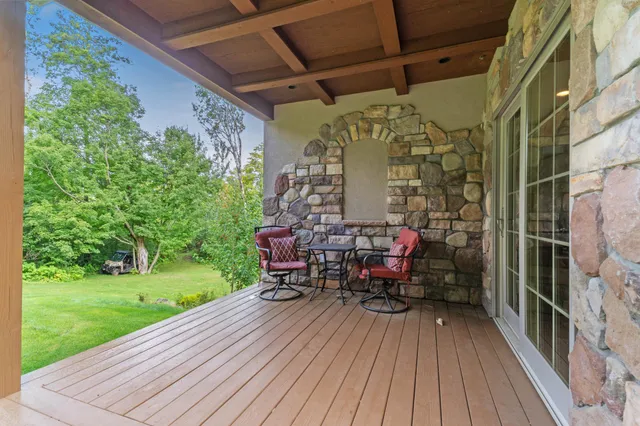 $1,175,000 | 1950 Middle Lane, Duluth, MN 55811