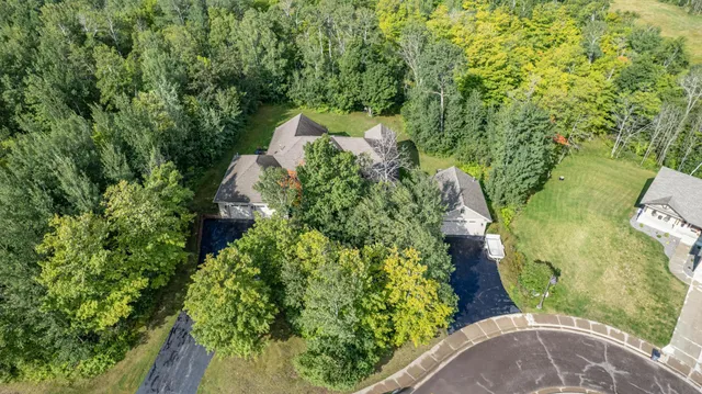 $1,175,000 | 1950 Middle Lane, Duluth, MN 55811