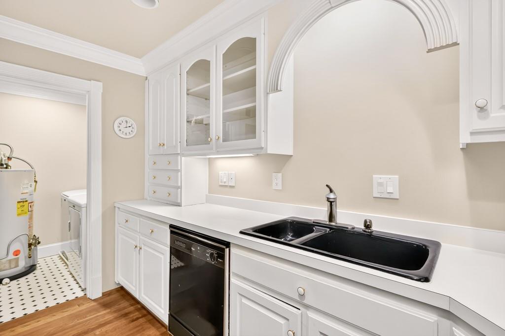 110 Park Ridge Circle Marietta, GA 30068 - Photo 6 of 22