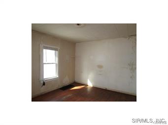 212 Walnut Street Roxana, IL 62084 - Photo 4 of 10