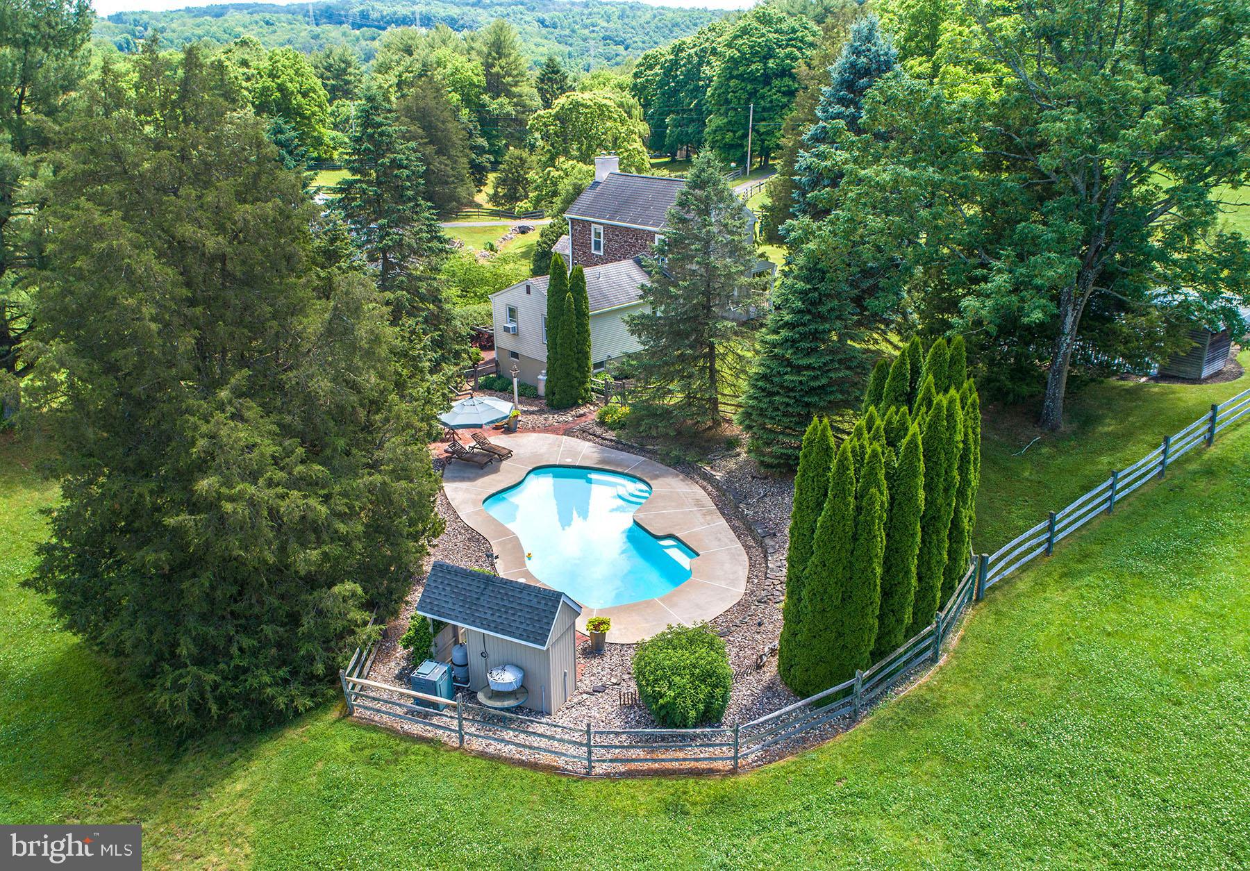655 Kintner Road Kintnersville, PA 18930 - Photo 18 of 47 In-ground Pool