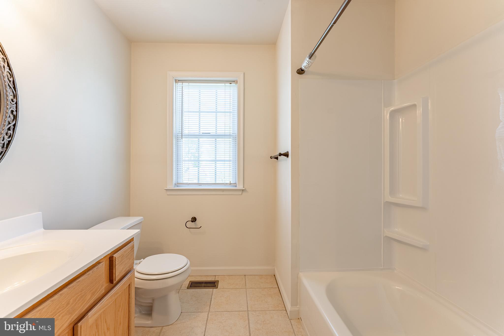 209 West Forestview Road Brookhaven, PA 19015 - Photo 36 of 51 Full Hall Bath
