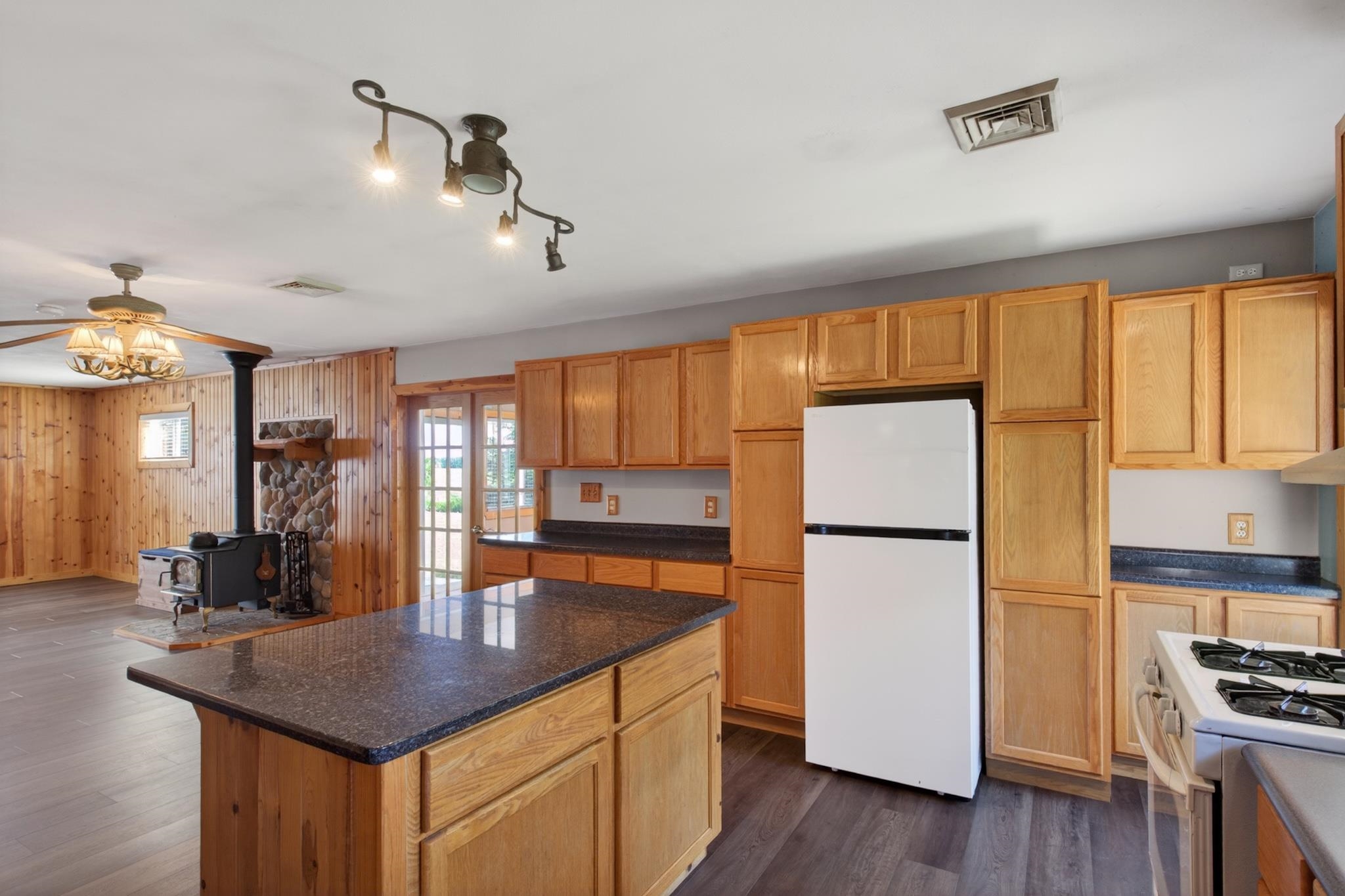 W5230 County Rd G Necedah, WI 54646 - Photo 11 of 48