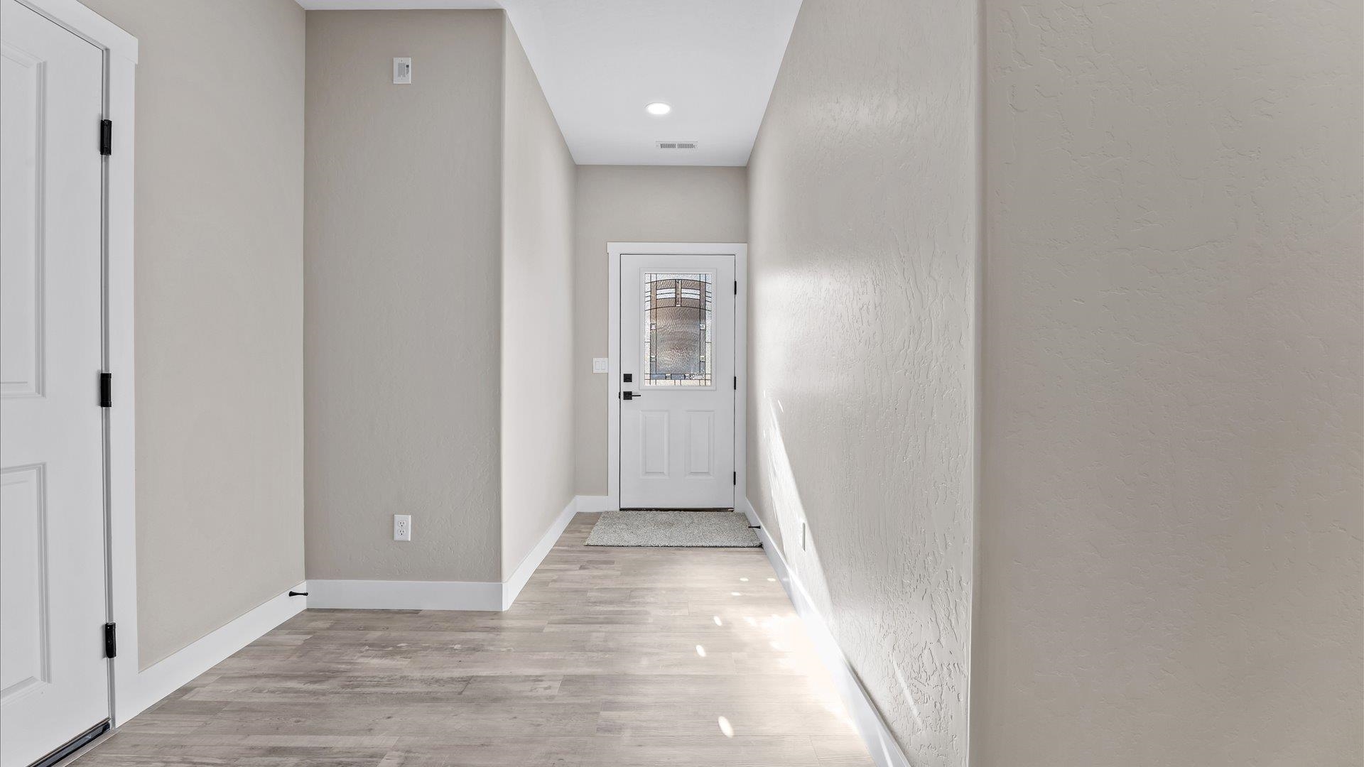 2642 B B 1/2 Road Grand Junction, CO 81503 - Photo 24 of 25 a view of hallway