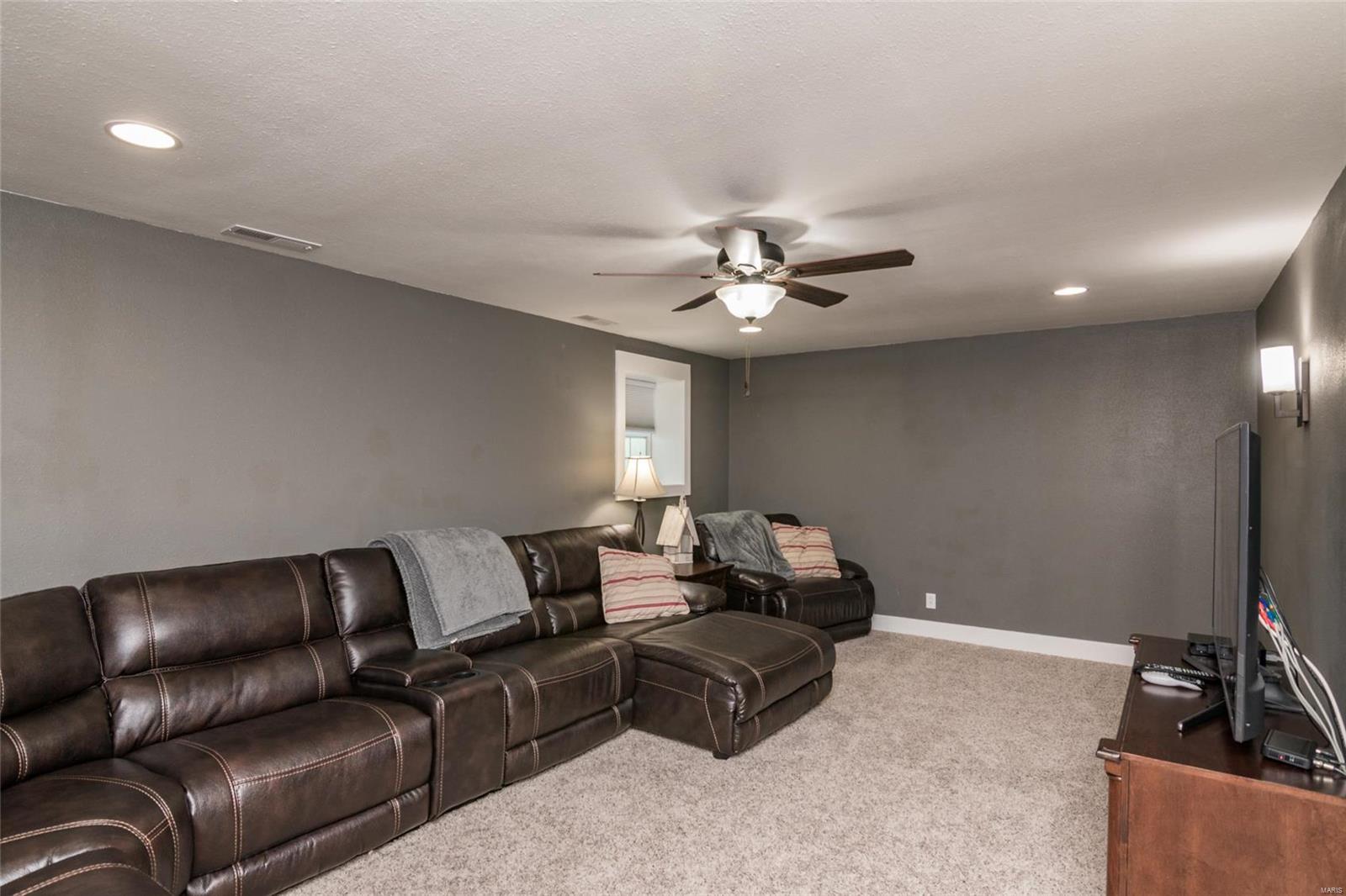 7913 West Kirsch Road Troy, IL 62294 - Photo 22 of 36