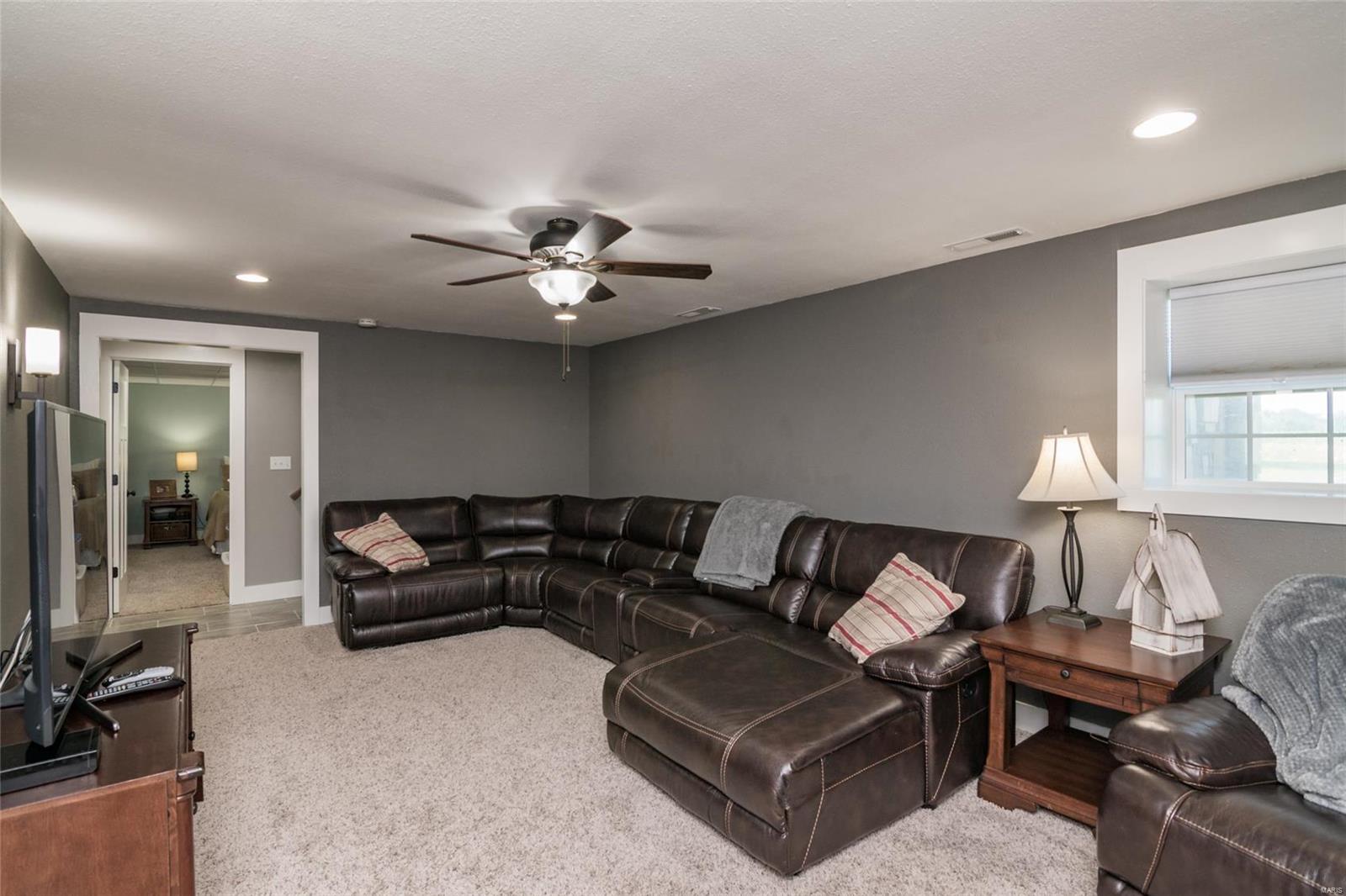 7913 West Kirsch Road Troy, IL 62294 - Photo 23 of 36