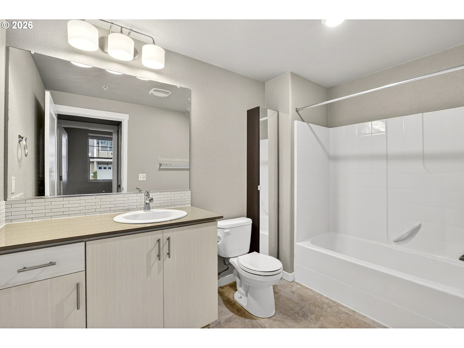 17193 Southwest Appledale Road, Unit 104 Beaverton, OR 97007 - Photo 20 of 36 Bathroom