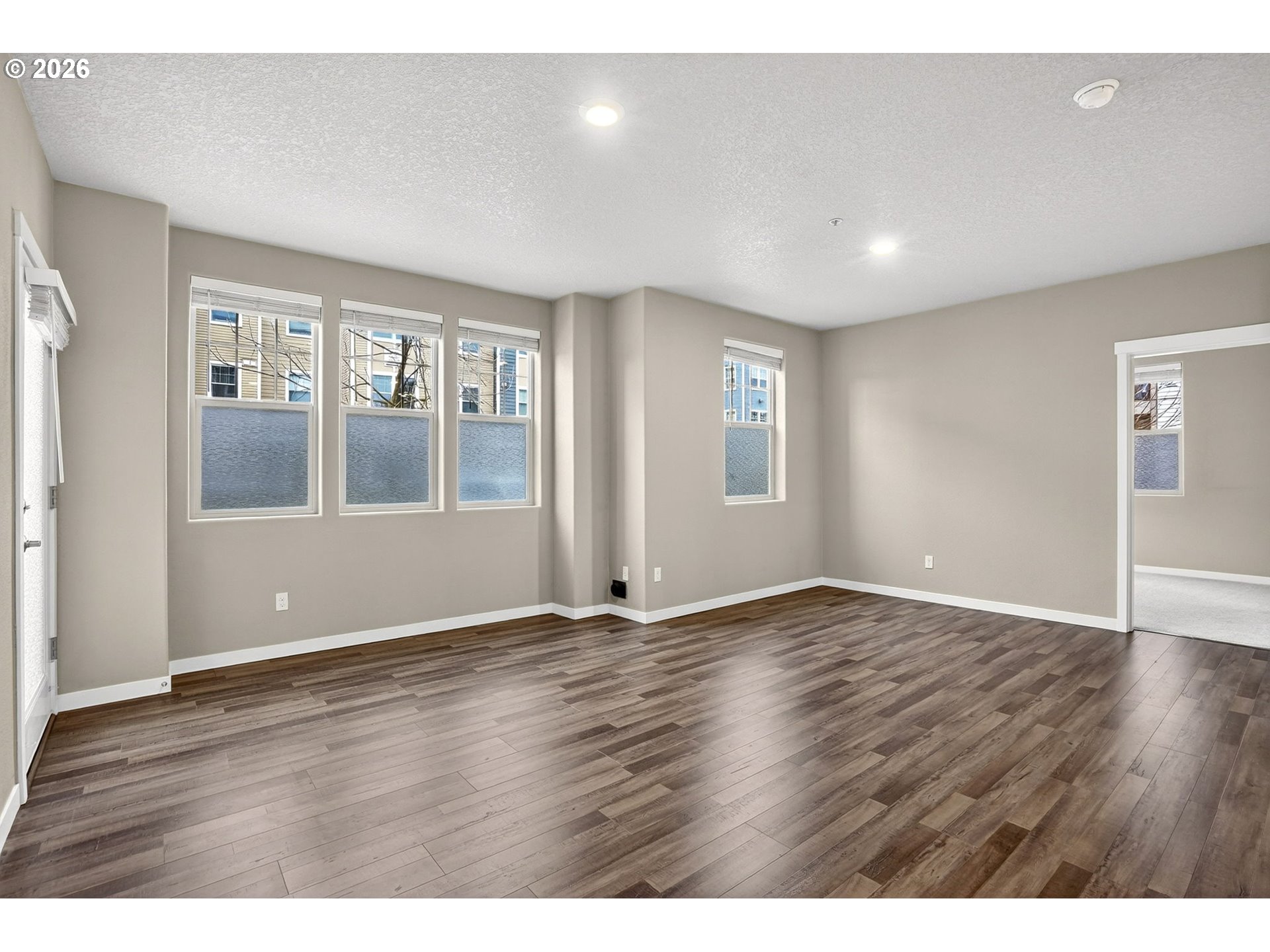 17193 Southwest Appledale Road, Unit 104 Beaverton, OR 97007 - Photo 7 of 36 Living Room/Dining Room