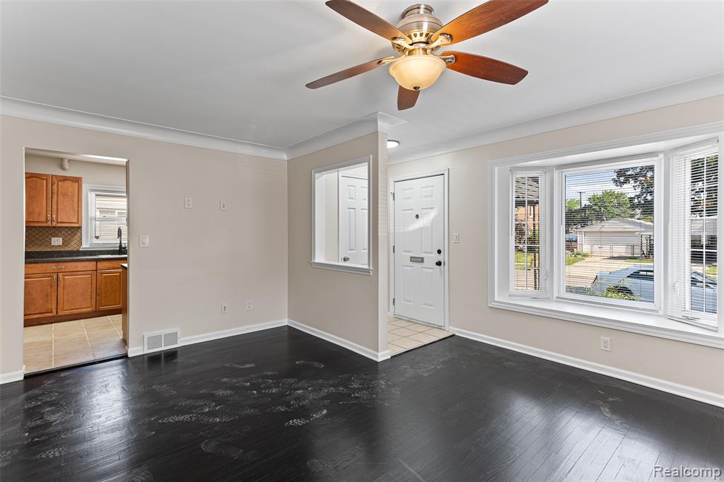 1653 London Avenue Lincoln Park, MI 48146 - Photo 5 of 30