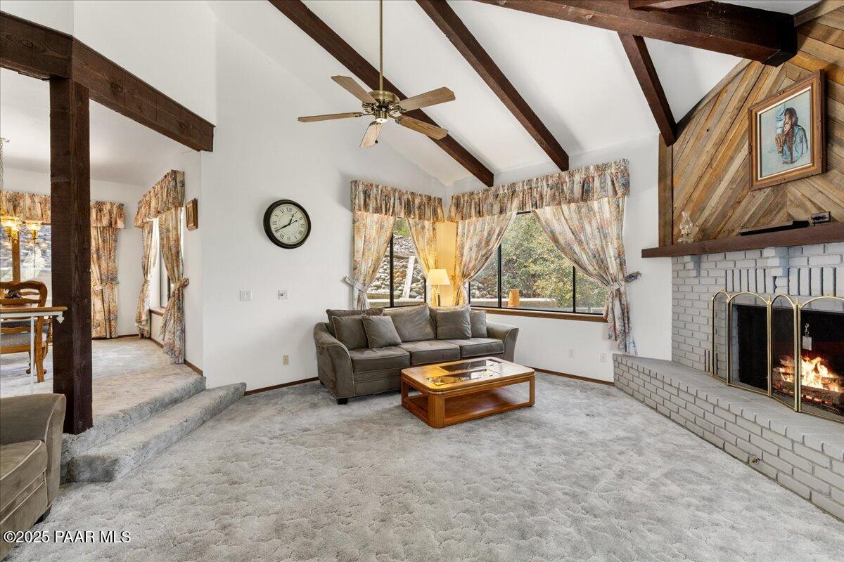 110 High Chaparral Loop Prescott, AZ 86303 - Photo 8 of 37 09-Living Room