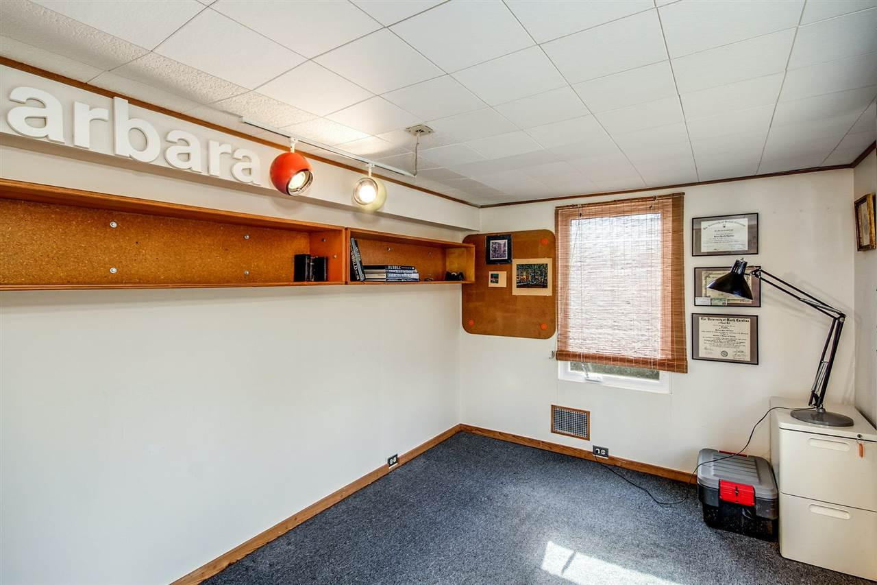 4233 Rowan Street Raleigh, NC 27609 - Photo 11 of 30 Office